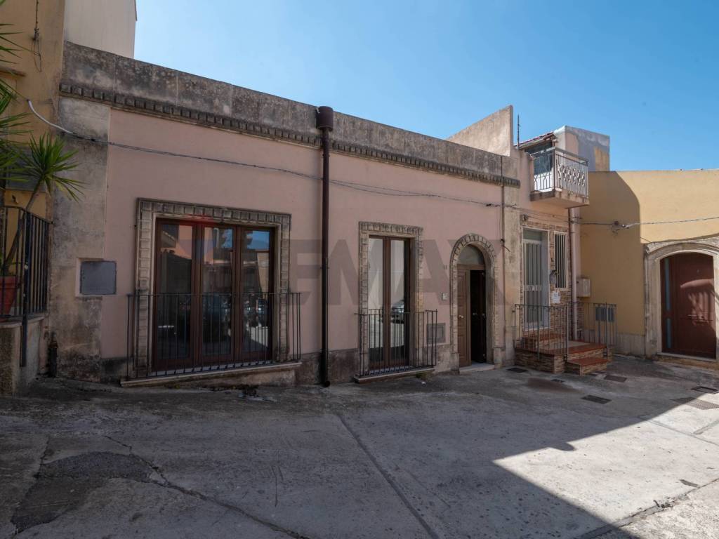 Casa indipendente a Melilli in Via Pozzo Crivello, 20 - Foto 3
