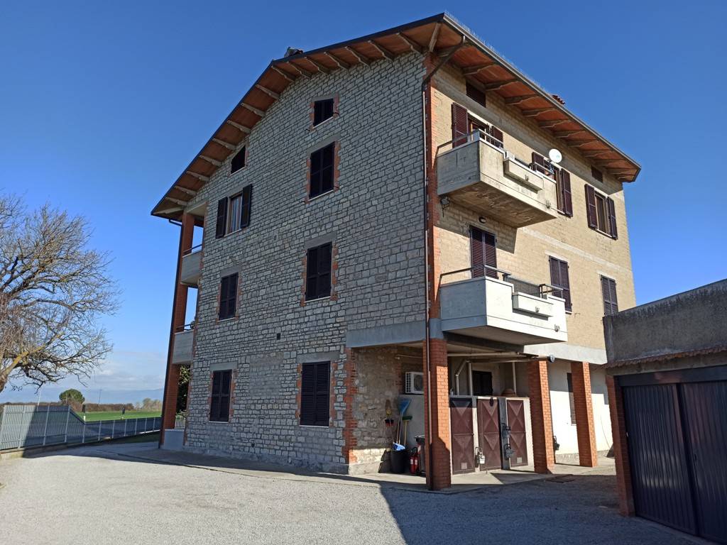 Appartamento a Castiglione del lago in Frazione di C.Lago - Foto 3