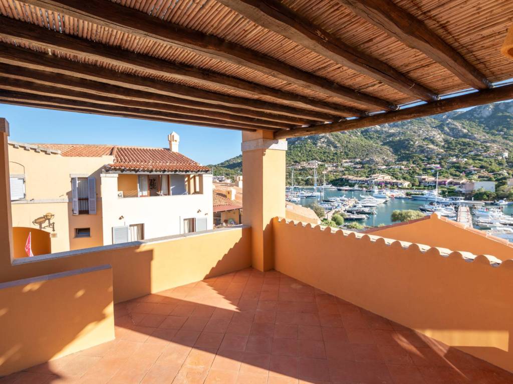 Appartamento a Arzachena in Via della Marina - Foto 5