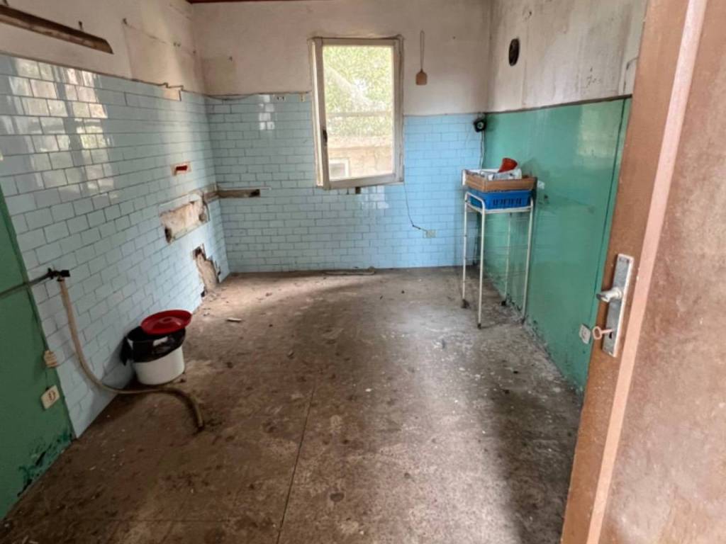 Villa a Fondi in Via della Stazione - Foto 2