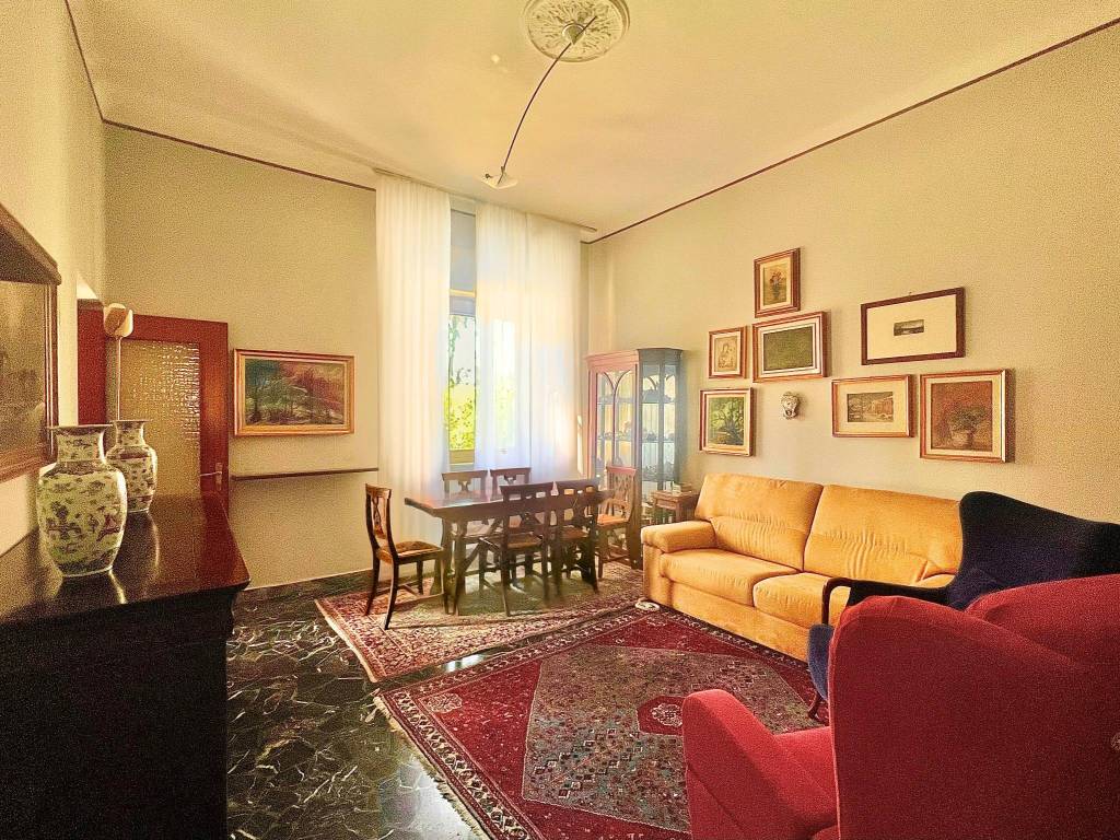 Villa a Caronno pertusella in Via Roma, 267 - Foto 5