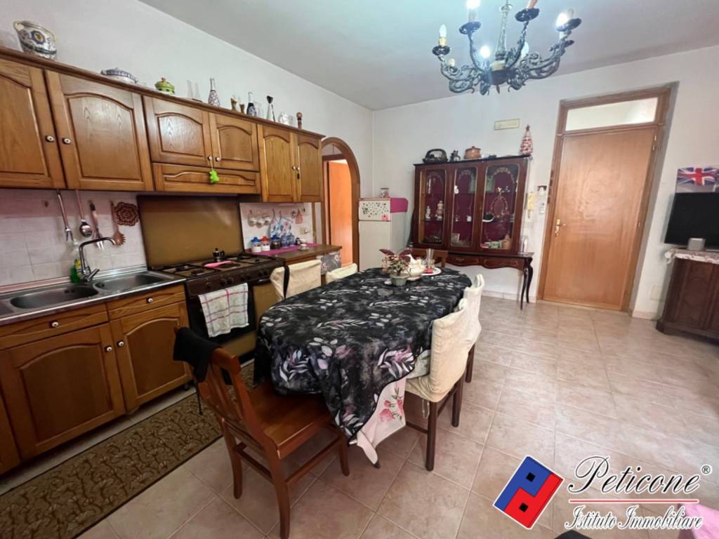 Appartamento a Fondi in Via Giovanni Pascoli - Foto 2