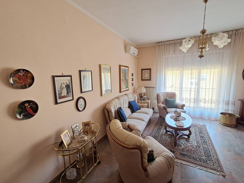 Appartamento a Catanzaro in Via Vittorio Butera, 14 - Foto 3