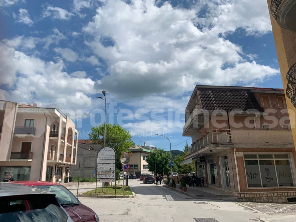 Appartamento a Castel di sangro in via ponte Nuovo, 30 - Foto 2