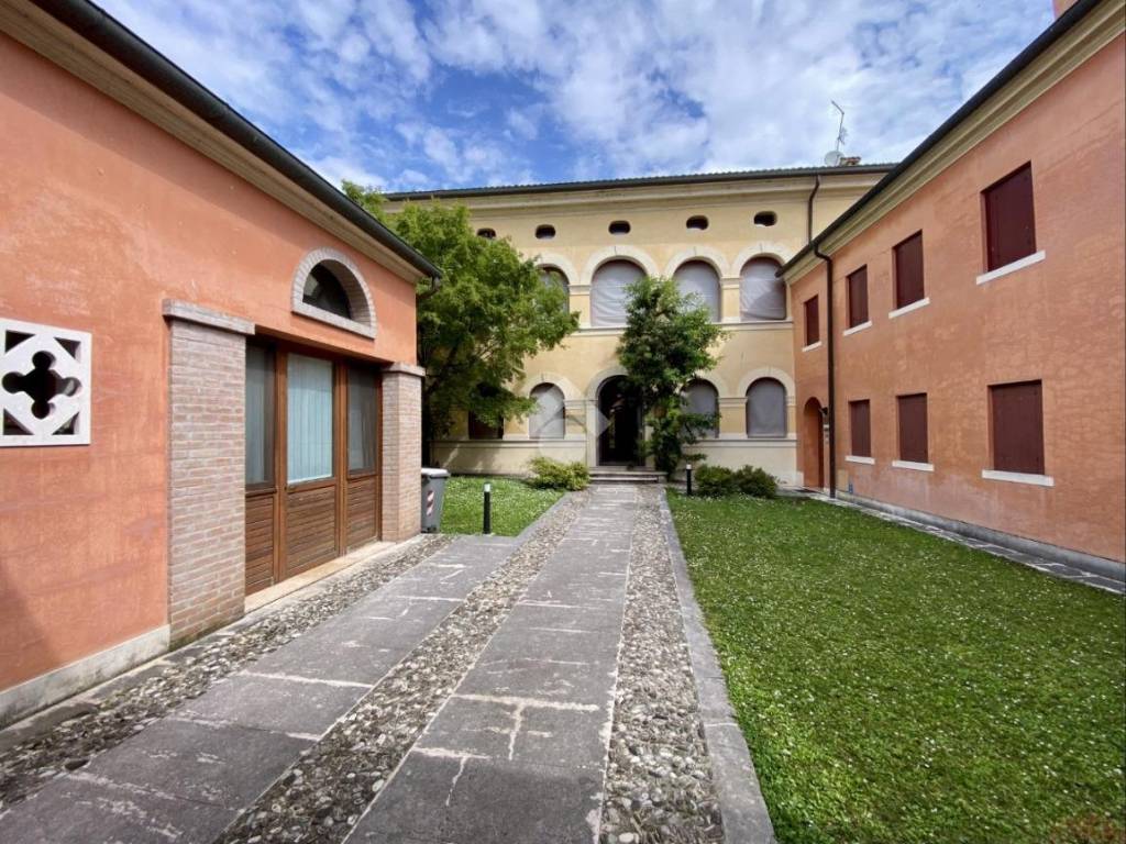 Appartamento a Isola vicentina in Piazza Guglielmo Marconi, 17 - Foto 3