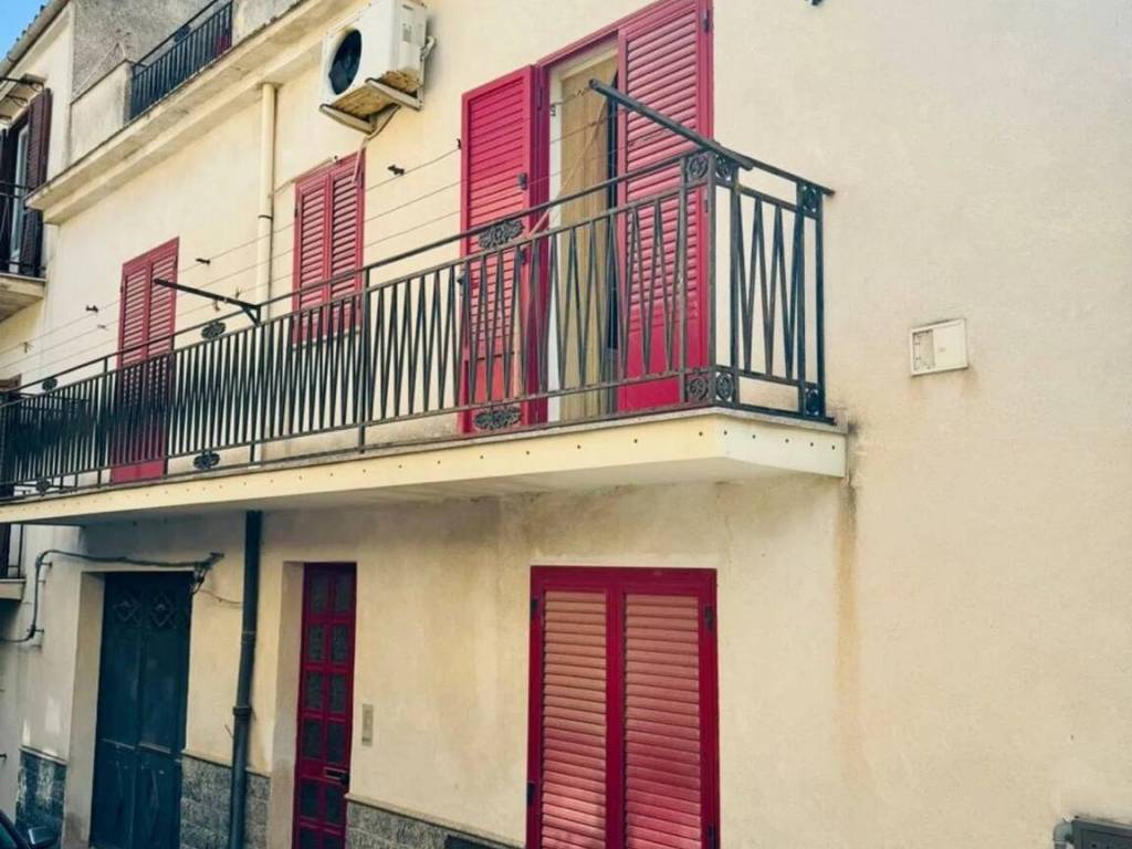 Villa a Palazzo adriano in Via La Masa, 19 - Foto 2