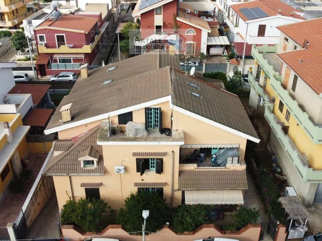 Villa a Avola in Via Emanuela Loi - Foto 2