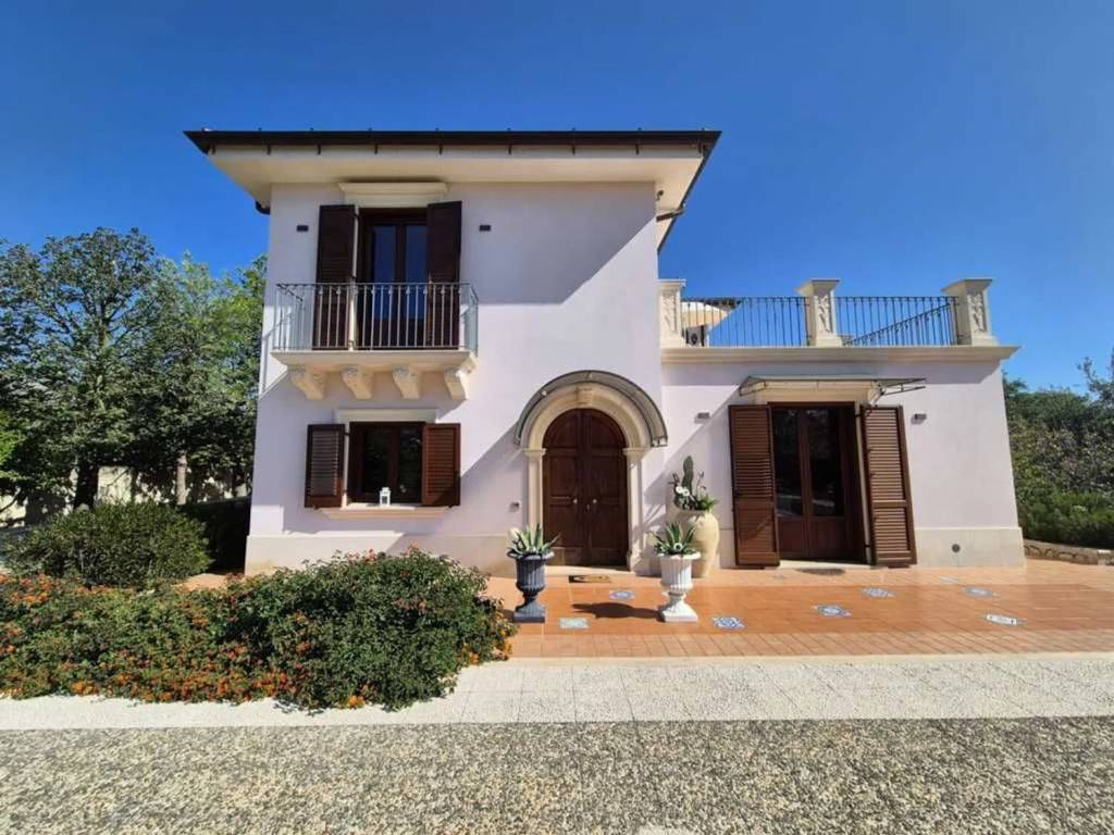 Villa a Avola in Contrada Chiusa Di Carlo - Foto 3