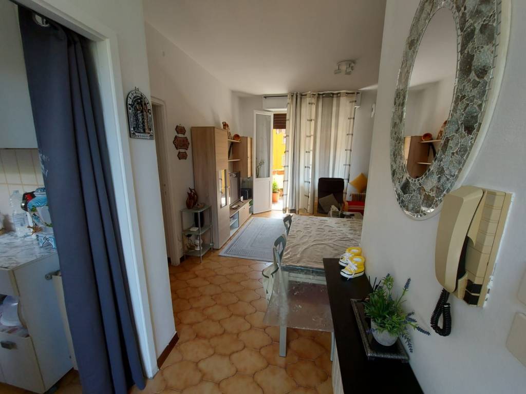 Appartamento a Sesto calende in Via Lombardia - Foto 3