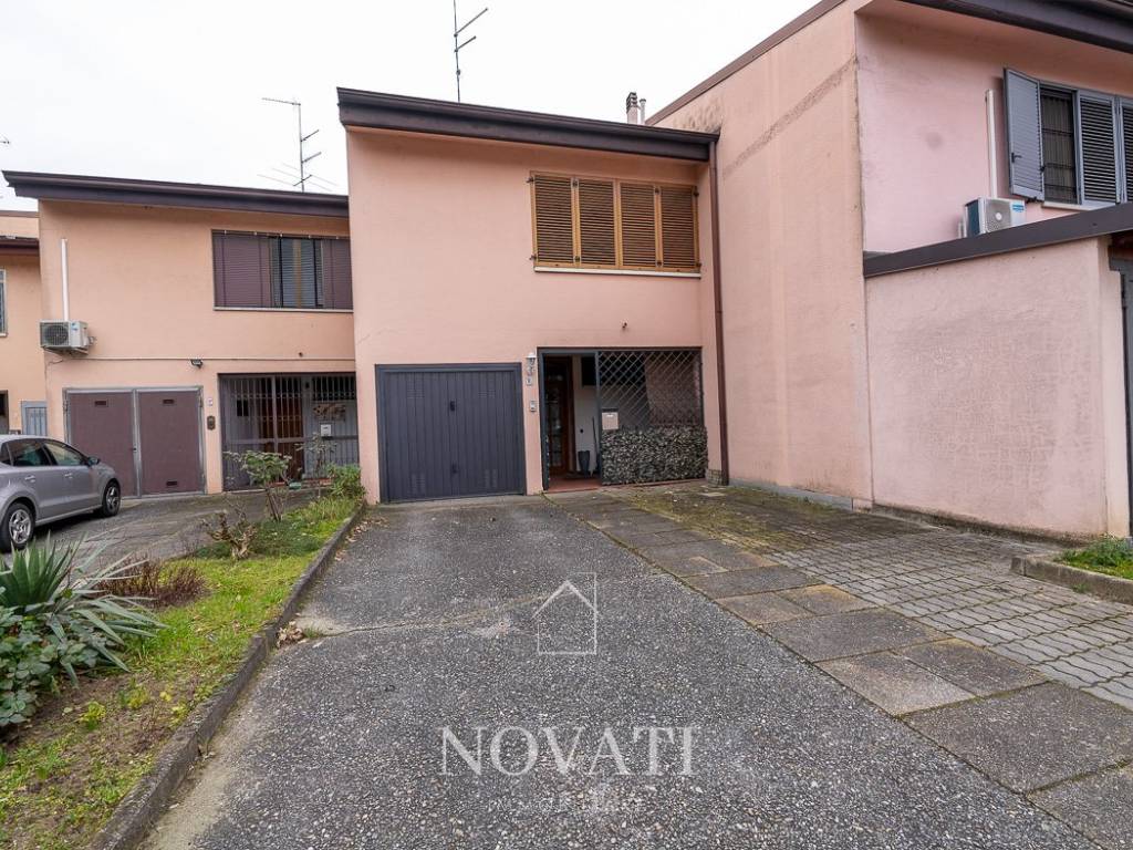 Villetta a schiera a Casalpusterlengo in Via Don Giovanni Minzoni, 112 - Foto 2