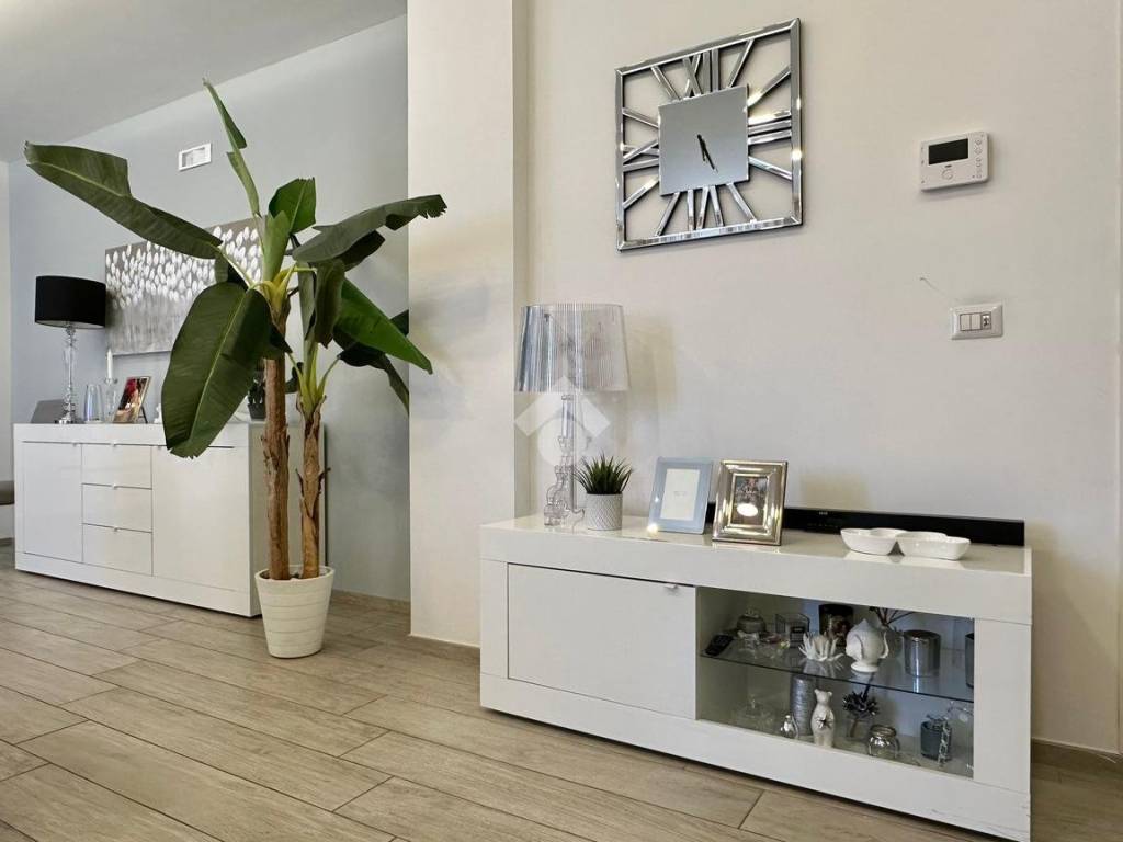 Appartamento a Lusciano in Via Alessandro Volta, 30 - Foto 4