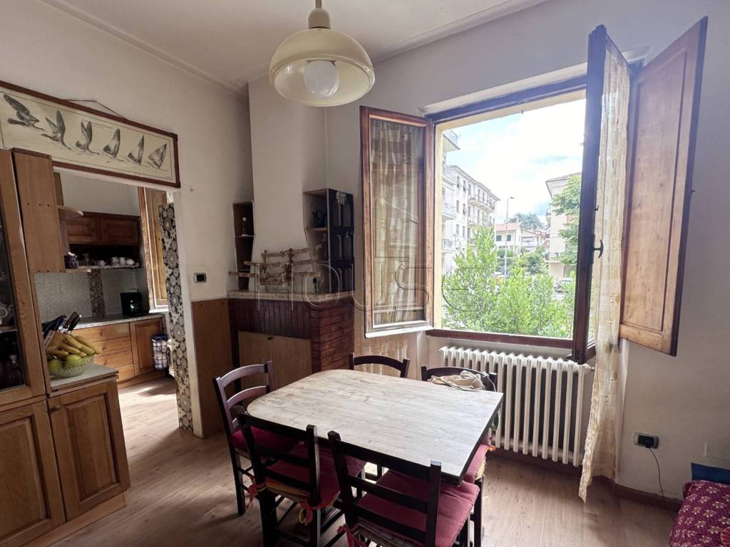 Appartamento a Città di castello in Via Ugo Foscolo - Foto 4
