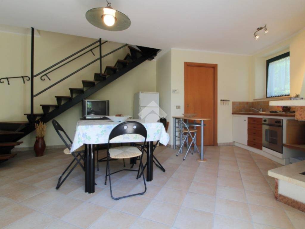 Casa indipendente a Campli in Via Giacomo Leopardi, 2 - Foto 2