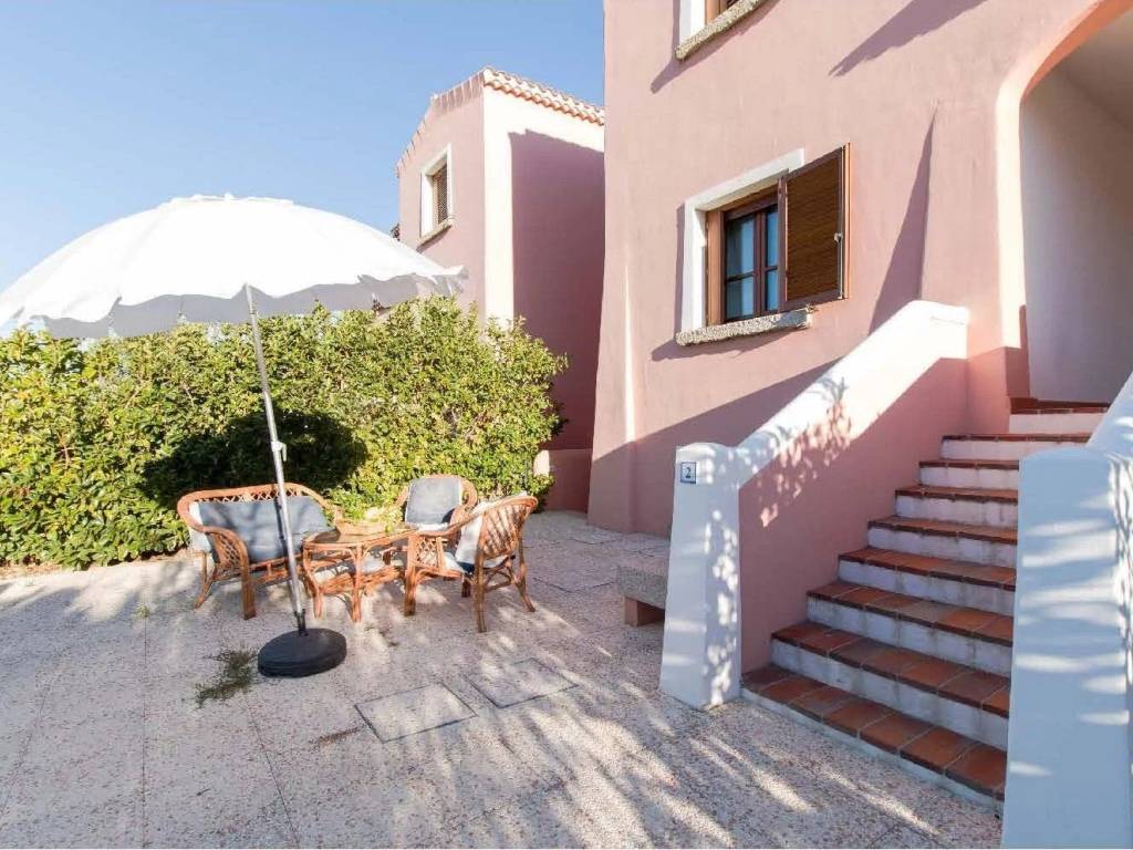 Appartamento a Loiri porto san paolo in via degli oleandri - Foto 2