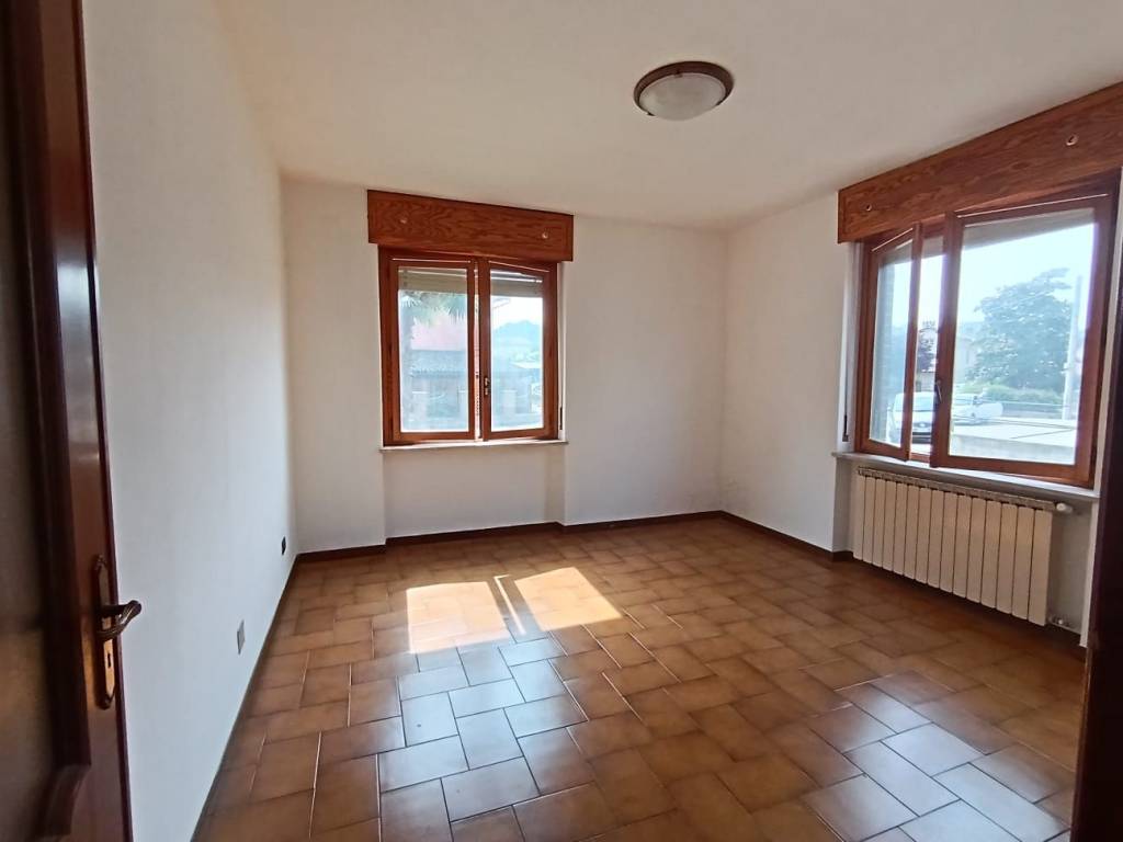Appartamento a Asti in Frazione Quarto Inferiore - Foto 2