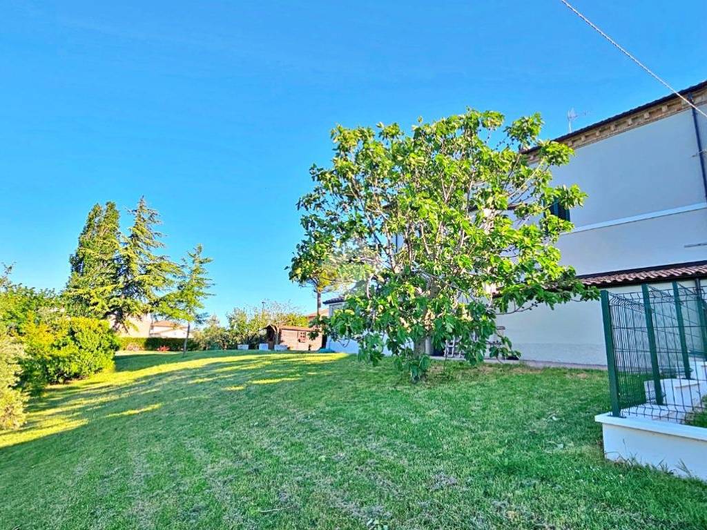 Casa indipendente a Tavoleto in VIA giordano bruno - Foto 3