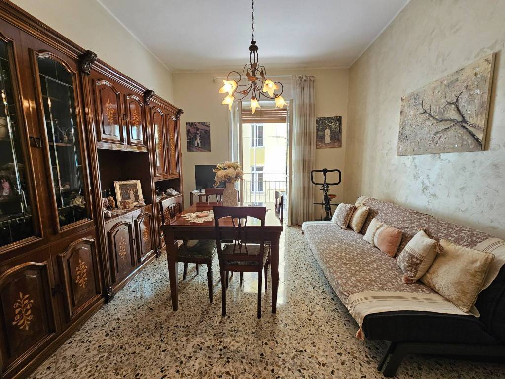 Appartamento a Salerno in Via Giuseppe Mogavero - Foto 3