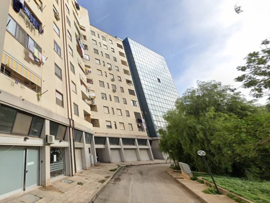 Appartamento a Taranto in Piazza Sandro Pertini, 22 - Foto 4