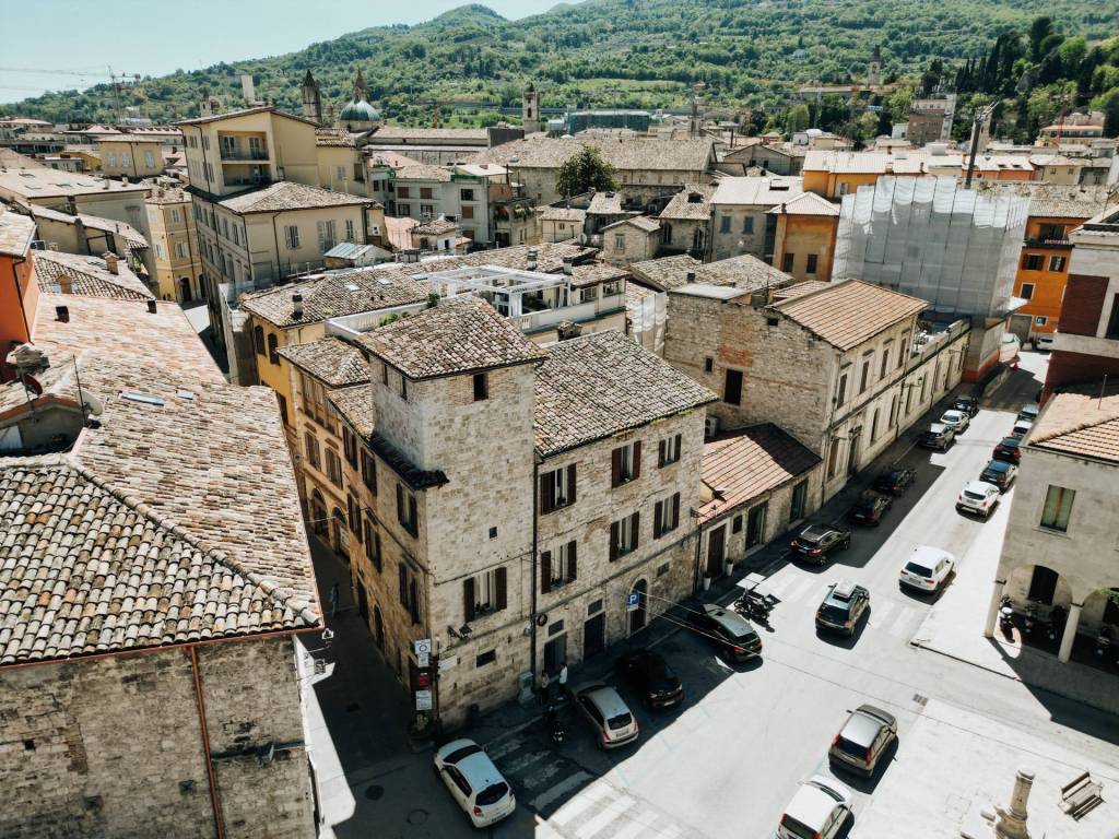 Casa indipendente a Ascoli piceno in Via Benedetto Cairoli, 17 - Foto 2