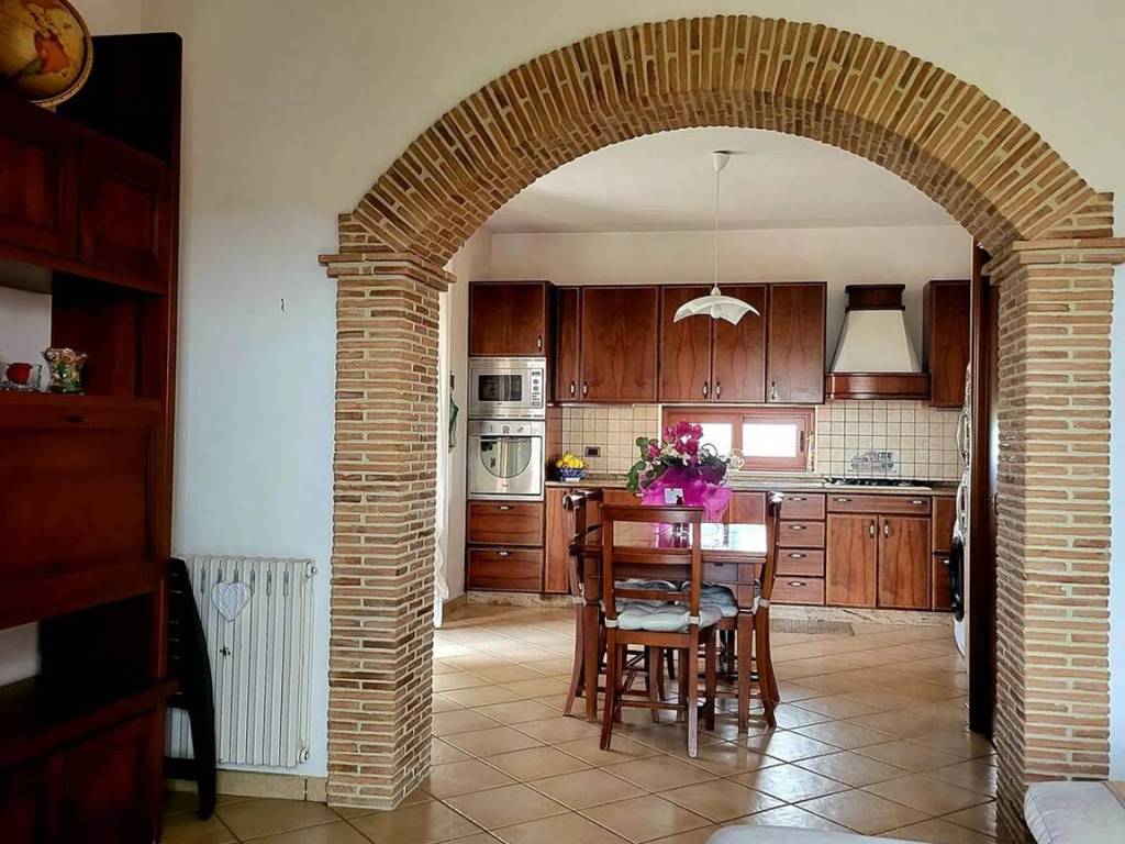 Villa a Sabaudia in Strada Migliara 53 - Foto 3