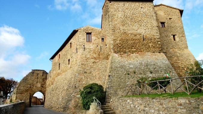 Casa indipendente a Cannara in Strada Provinciale di Collemancio - Foto 2