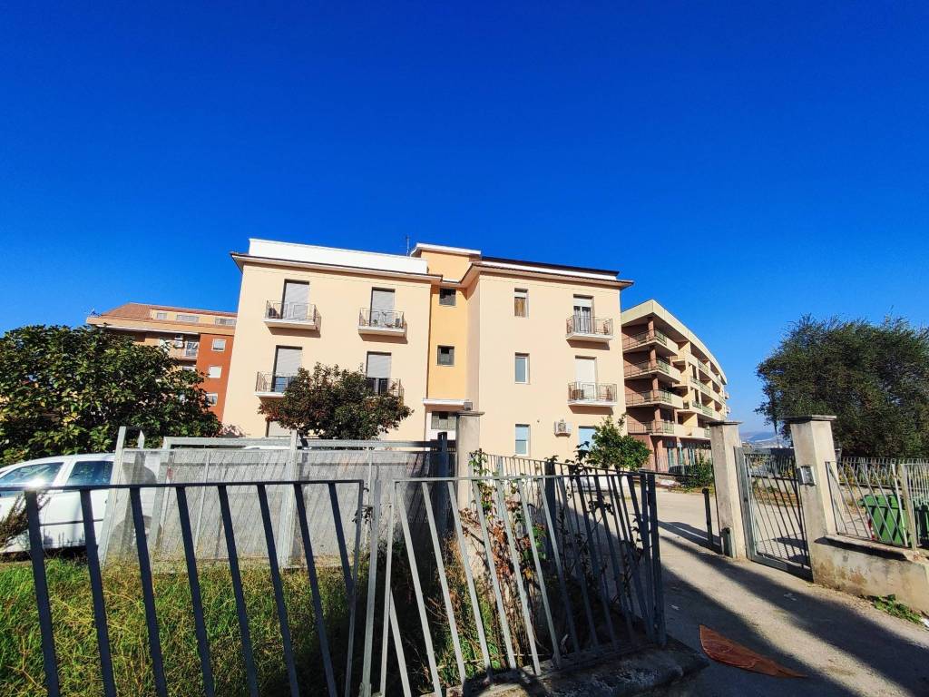 Appartamento a Benevento in Via Pietro Nenni - Foto 5