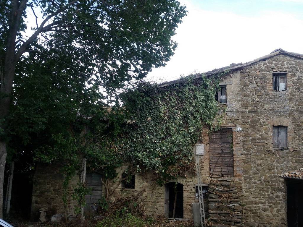 Casa indipendente a Cannara in Strada Provinciale di Collemancio - Foto 2