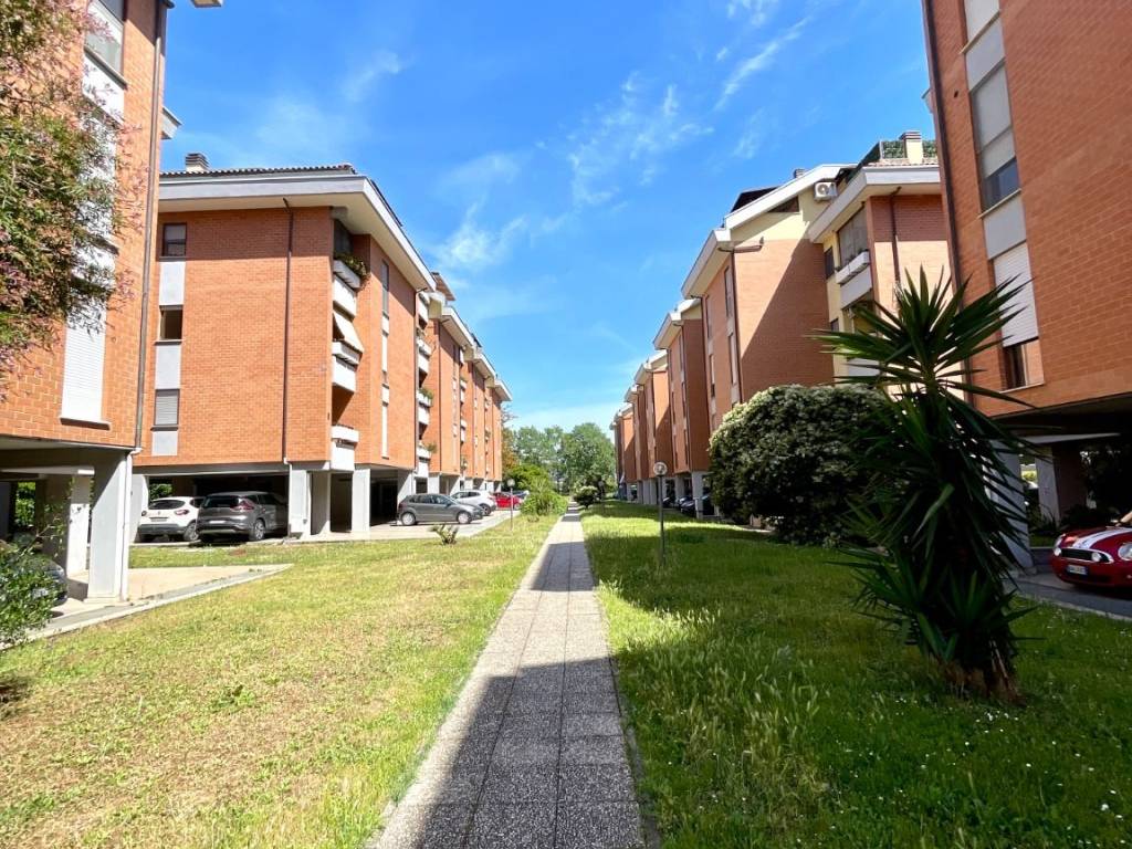 Appartamento a Latina in Via Francesco Cilea - Foto 2