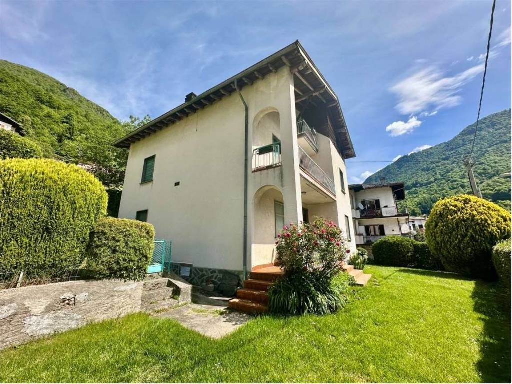 Villa a Casargo in via per narro, 6 - Foto 2