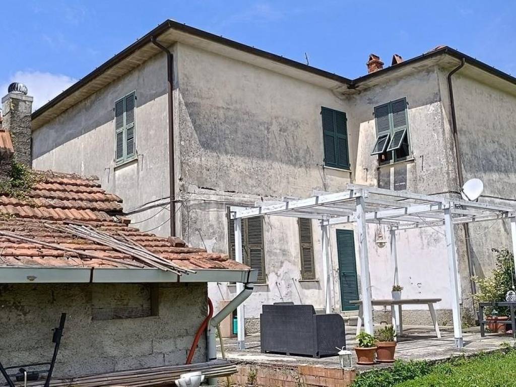 Villa a Castelnuovo magra in Via Borghetto - Foto 4