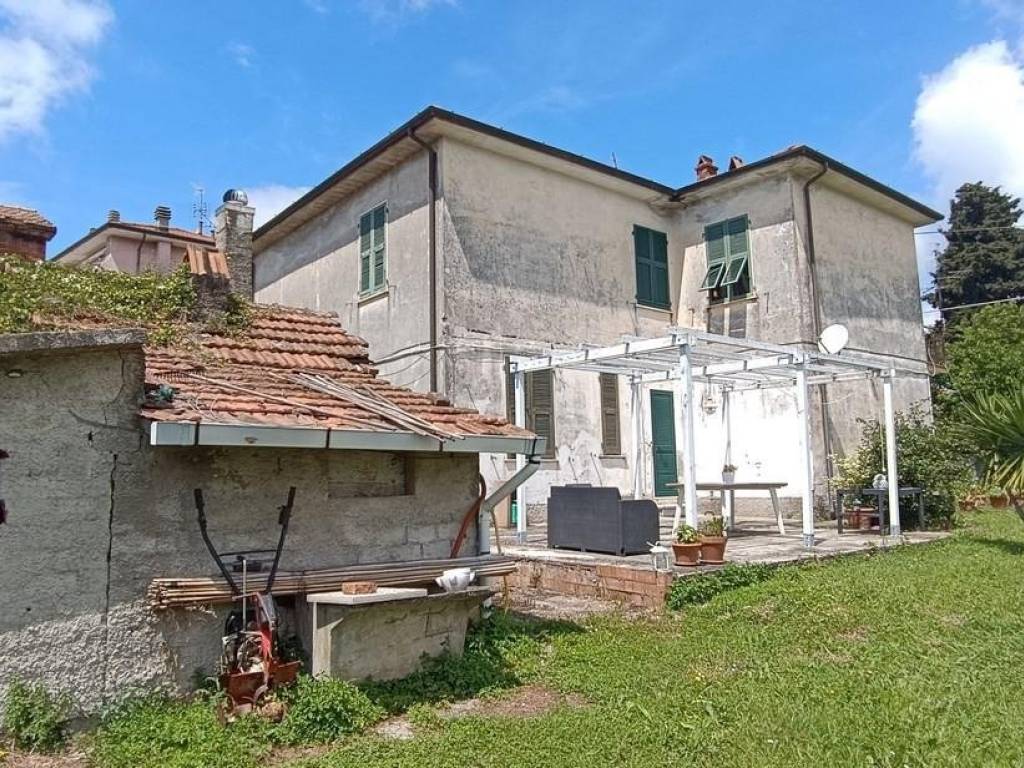 Villa a Castelnuovo magra in Via Borghetto - Foto 5