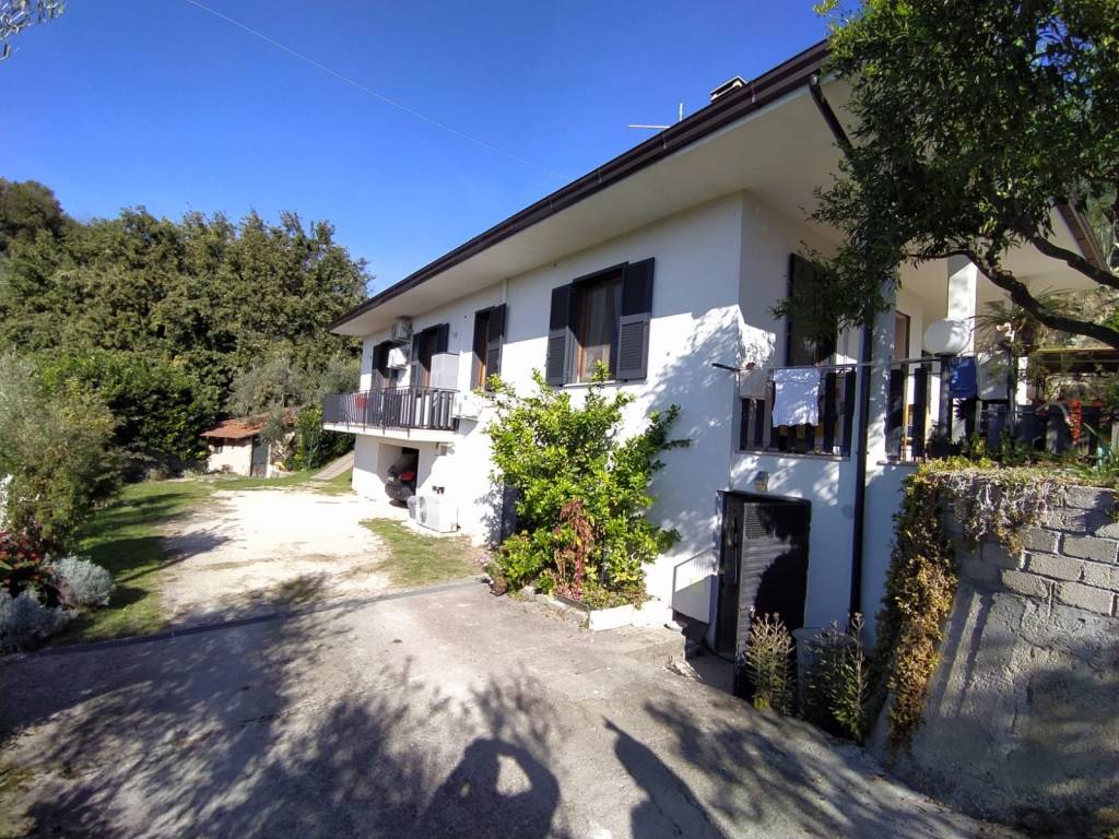 Villa a Frosinone in Via Colle - Foto 2