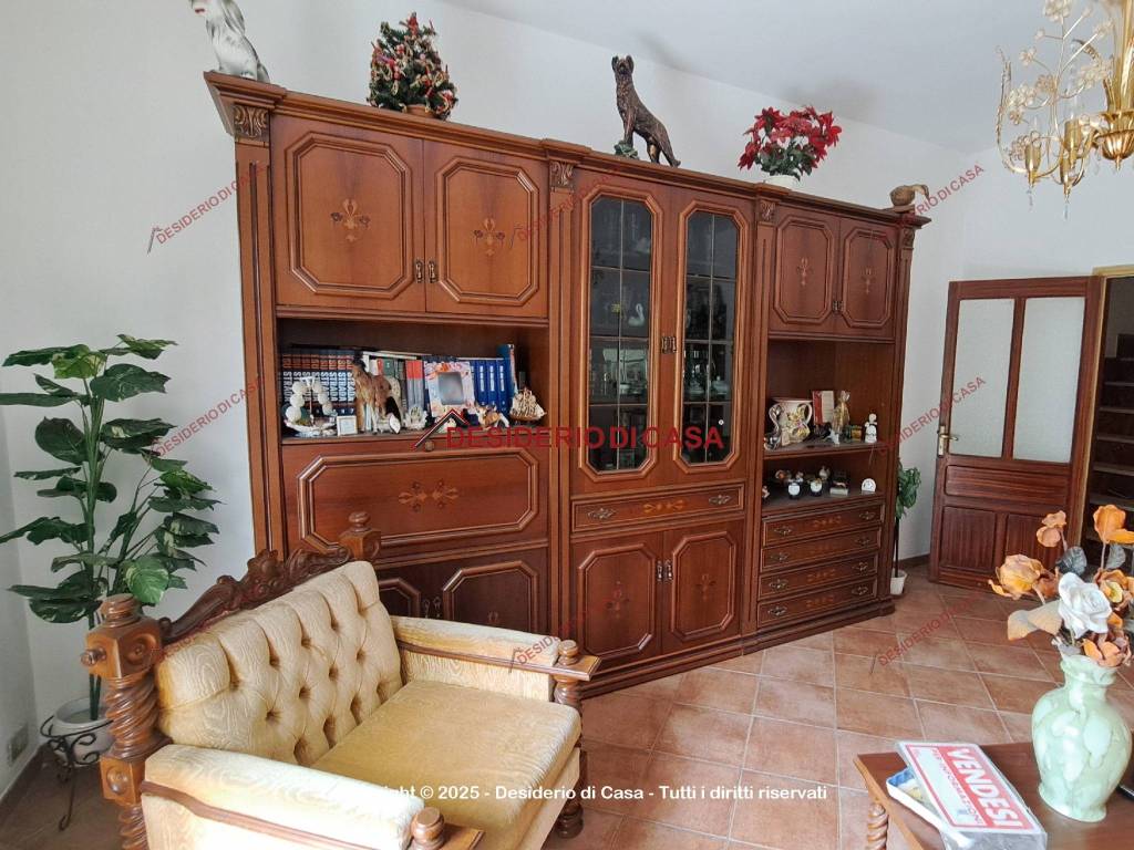 Casa indipendente a Isnello in Via B. Ortolani, 23 - Foto 3