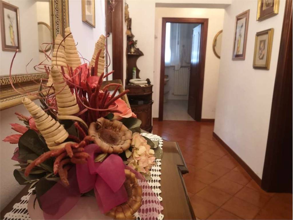 Appartamento a Rosignano marittimo in via Bologna, 4 - Foto 2