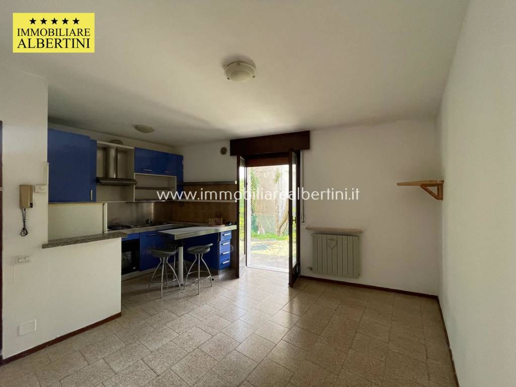 Appartamento a Nogarole rocca in Via Canton, 1 - Foto 2