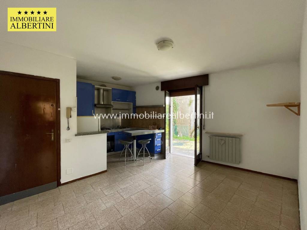 Appartamento a Nogarole rocca in Via Canton, 1 - Foto 5