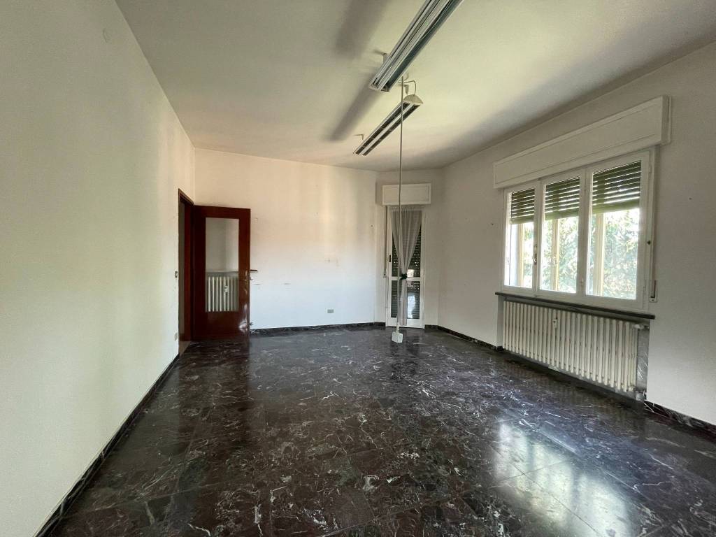 Appartamento a Reggio emilia in Via Bonifazio Asioli - Foto 3