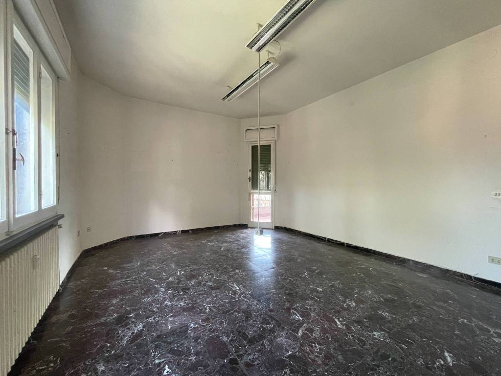 Appartamento a Reggio emilia in Via Bonifazio Asioli - Foto 4