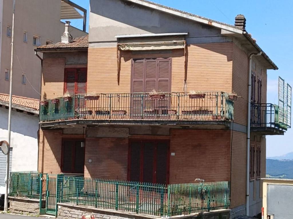 Casa indipendente a Anagni in Circonvallazione Sotto Le Mura - Foto 2