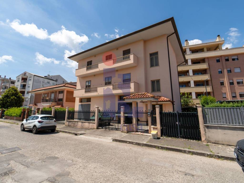 Appartamento a Latina in Via della Viola, 12 - Foto 2