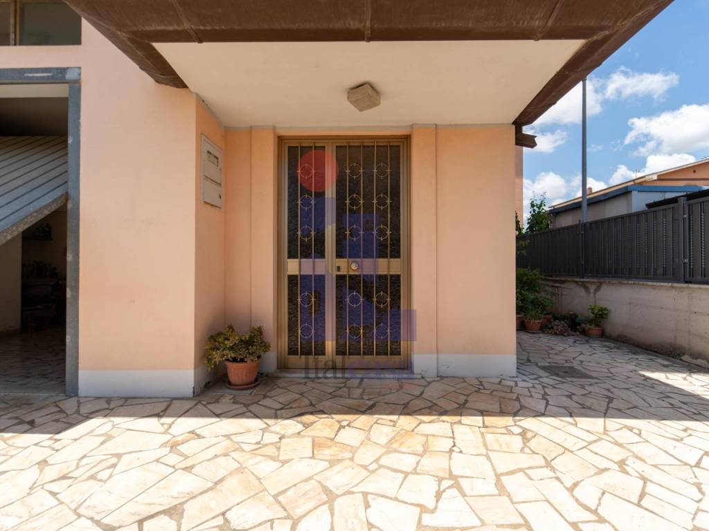 Appartamento a Latina in Via della Viola, 12 - Foto 3