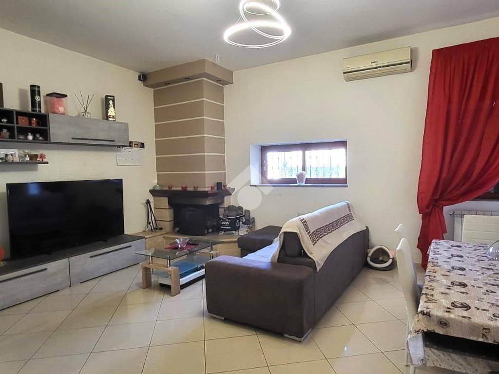 Casa indipendente a Airola in Via portisi, 119 - Foto 3