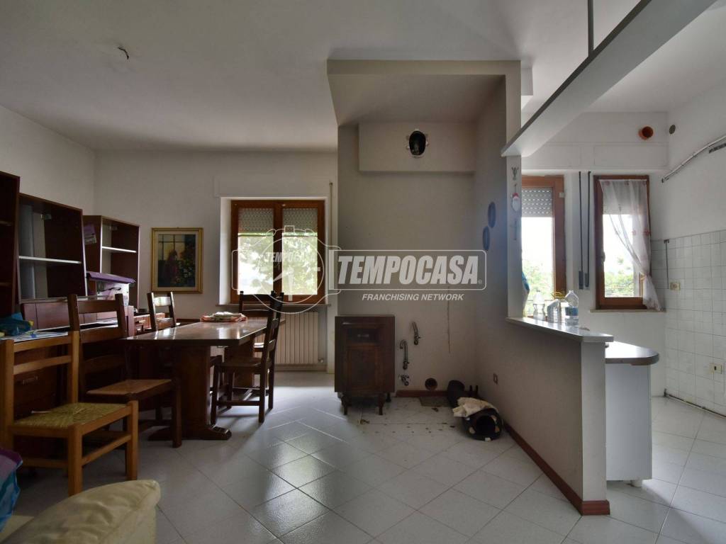 Villa a Tolentino in Contrada San Giovanni - Foto 3