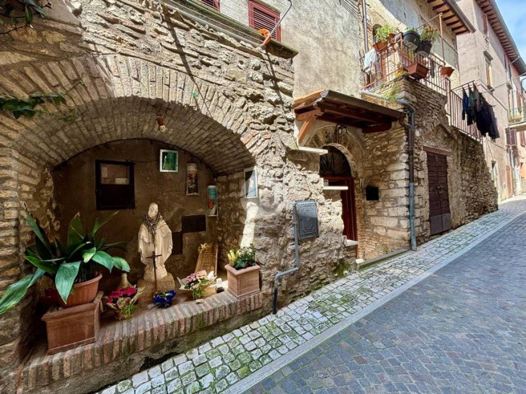 Appartamento a Montebuono in Via Giuseppe Garibaldi - Foto 2