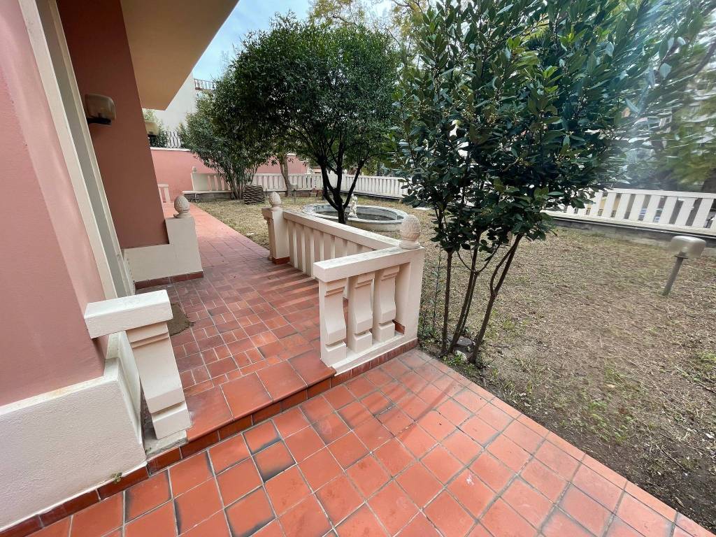 Villa a Cagliari in Via Milano - Foto 4
