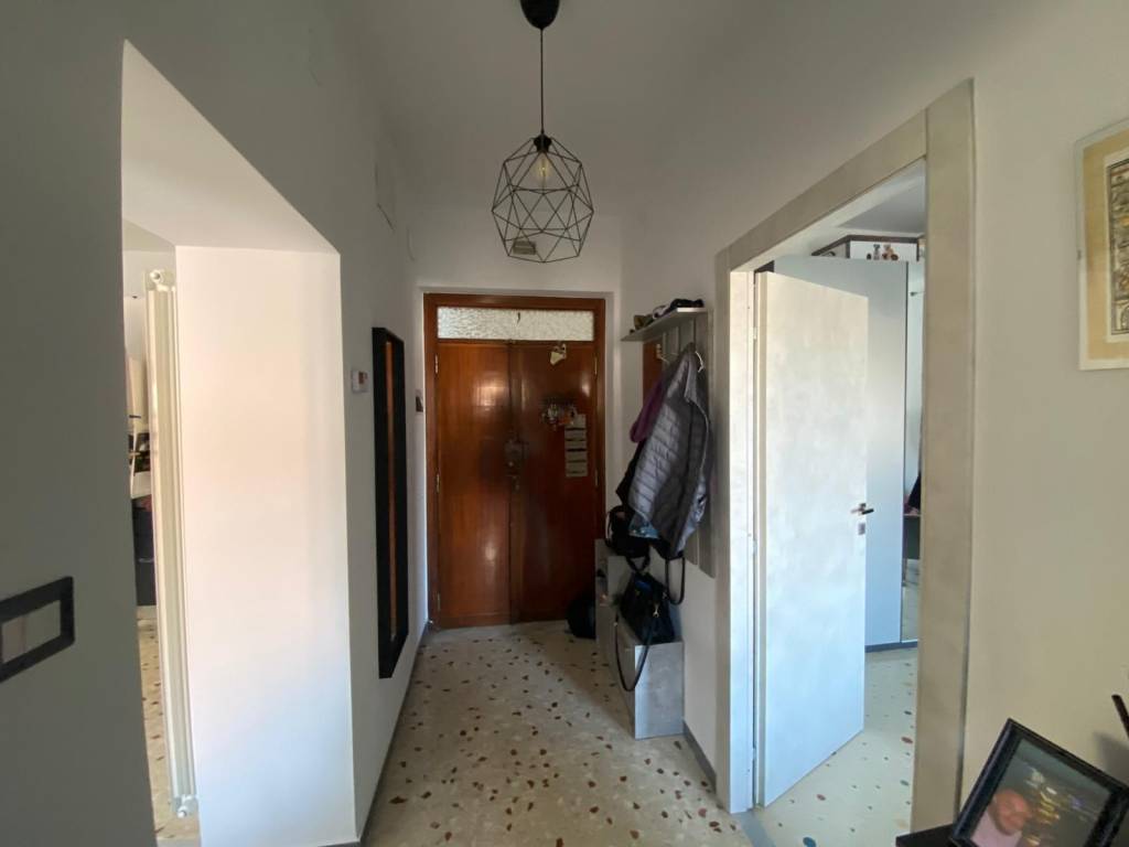 Appartamento a Minturno in Via Filippo Merola, 26 - Foto 3