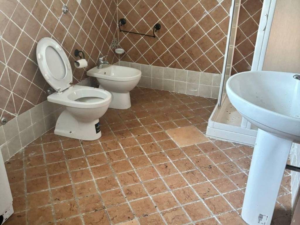 Immobile a Terracina in Strada Vicinale dei Colli - Foto 5