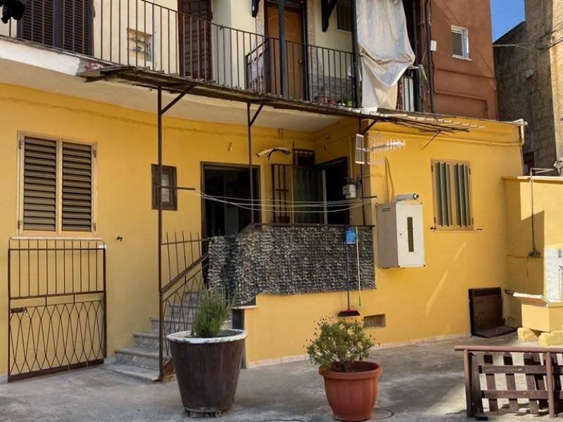 Appartamento a Maddaloni in Via Costanzi - Foto 3