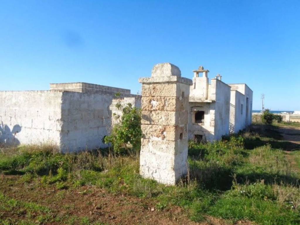 Rustico / casale a Ostuni in Strada Monticelli S.N.C. - Foto 4