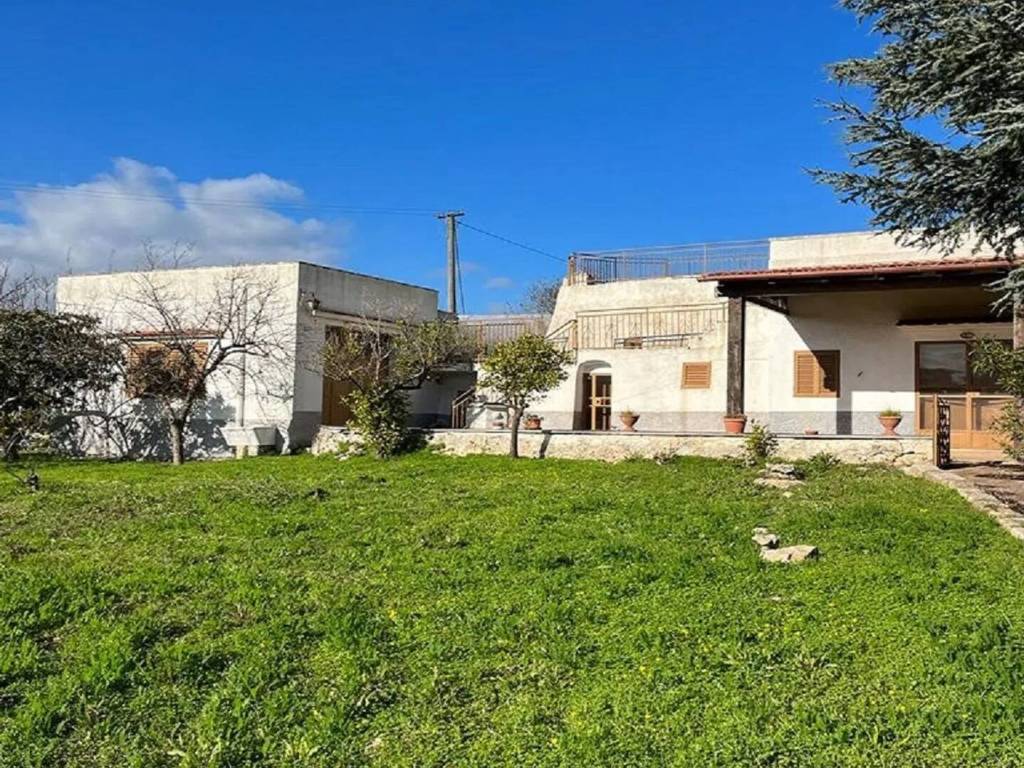 Villa a Ostuni in Contrada Salinola S.N.C. - Foto 2